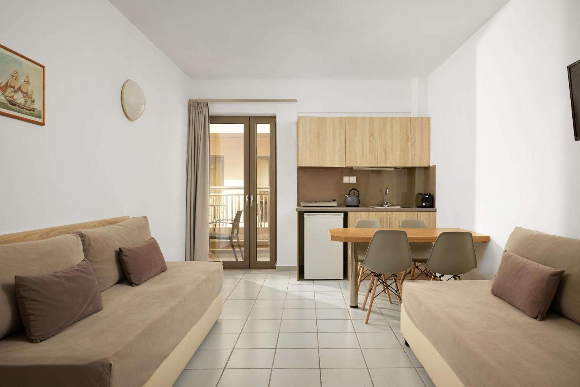 Acropolis Apartments Hersonissos  Eksteriør billede