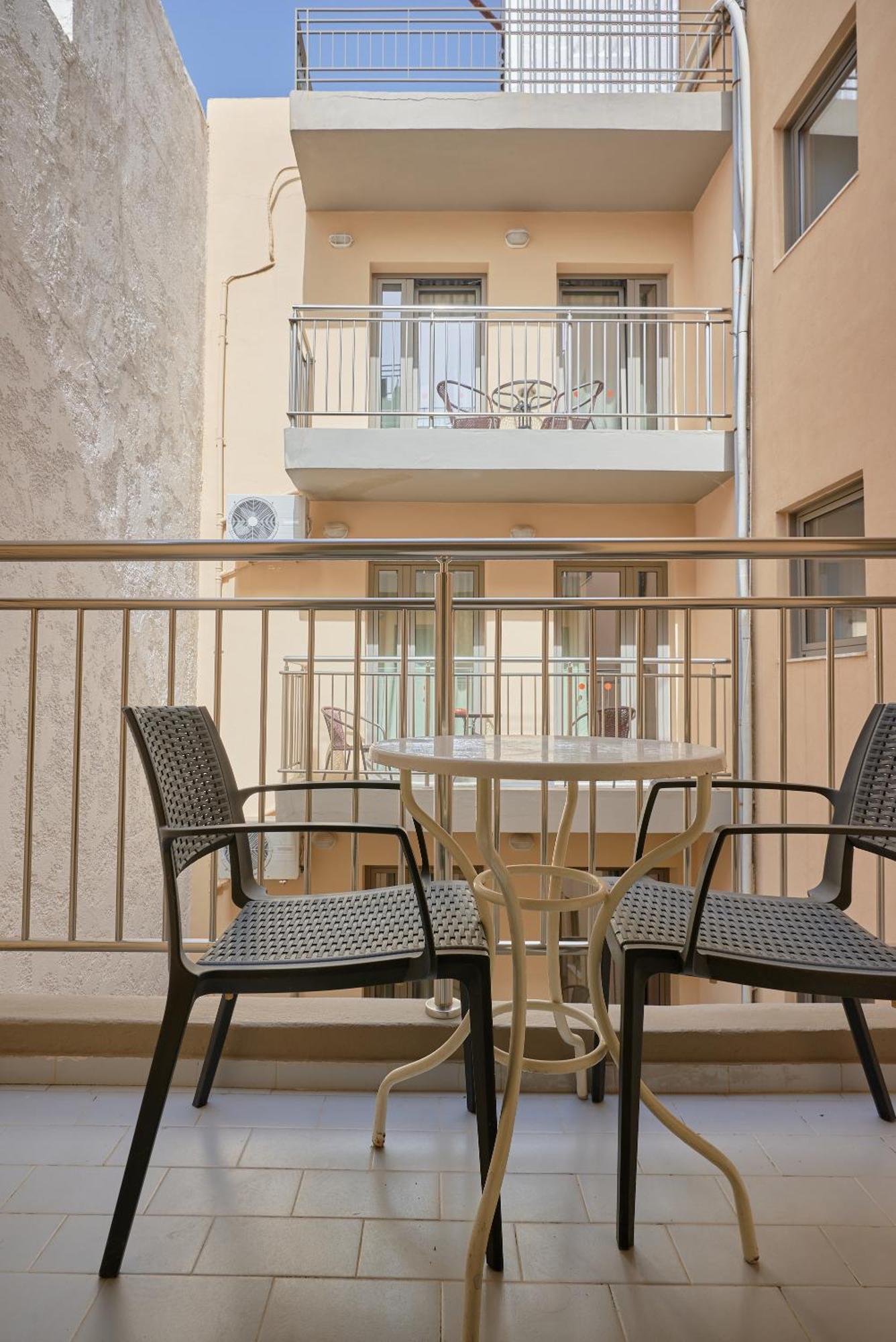 Acropolis Apartments Hersonissos  Eksteriør billede