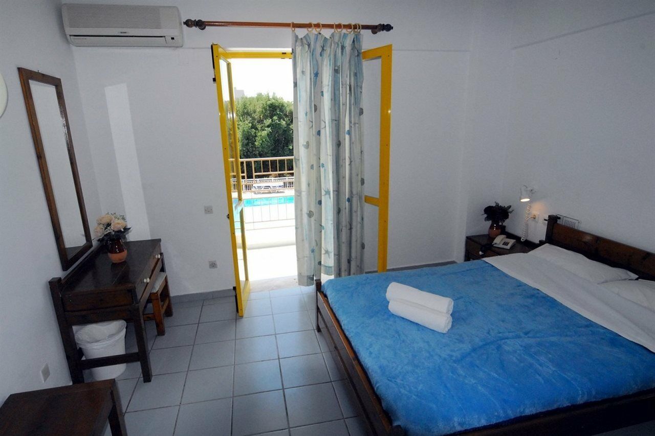 Acropolis Apartments Hersonissos  Eksteriør billede